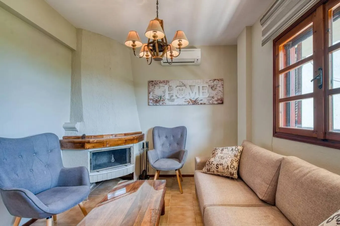 Granari Helios Maisonette 페프코초리